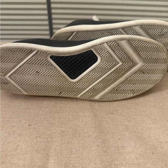 Tory Burch Black Leather Sneakers with Cream Laces - Picture 5 of 5